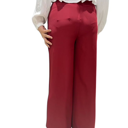 ScarletCurve™ Women’s High-Waist Button-Front Pleated Trousers – Red