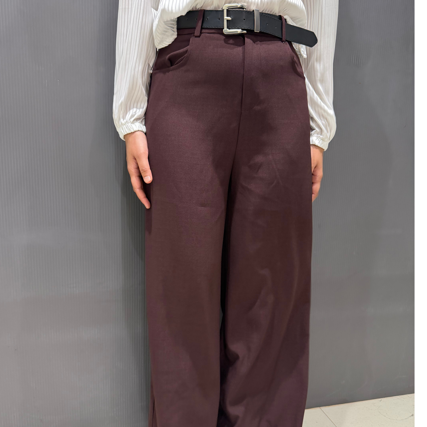UrbanEase™ Women’s High-Waist Wide-Leg Trousers